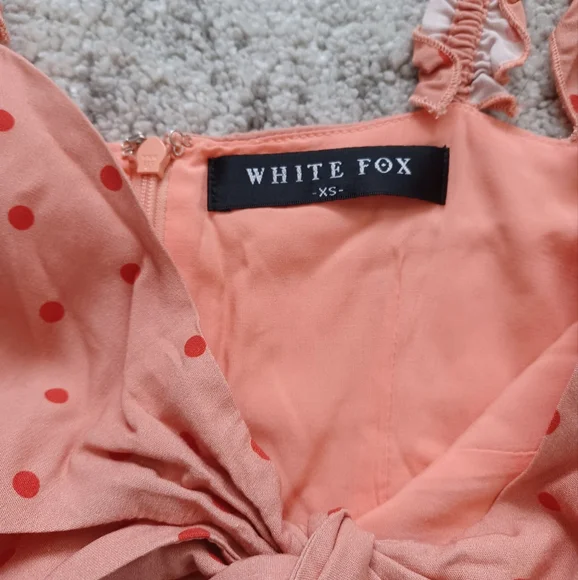 White Fox SpotOn peach dress - Picture 5 of 9